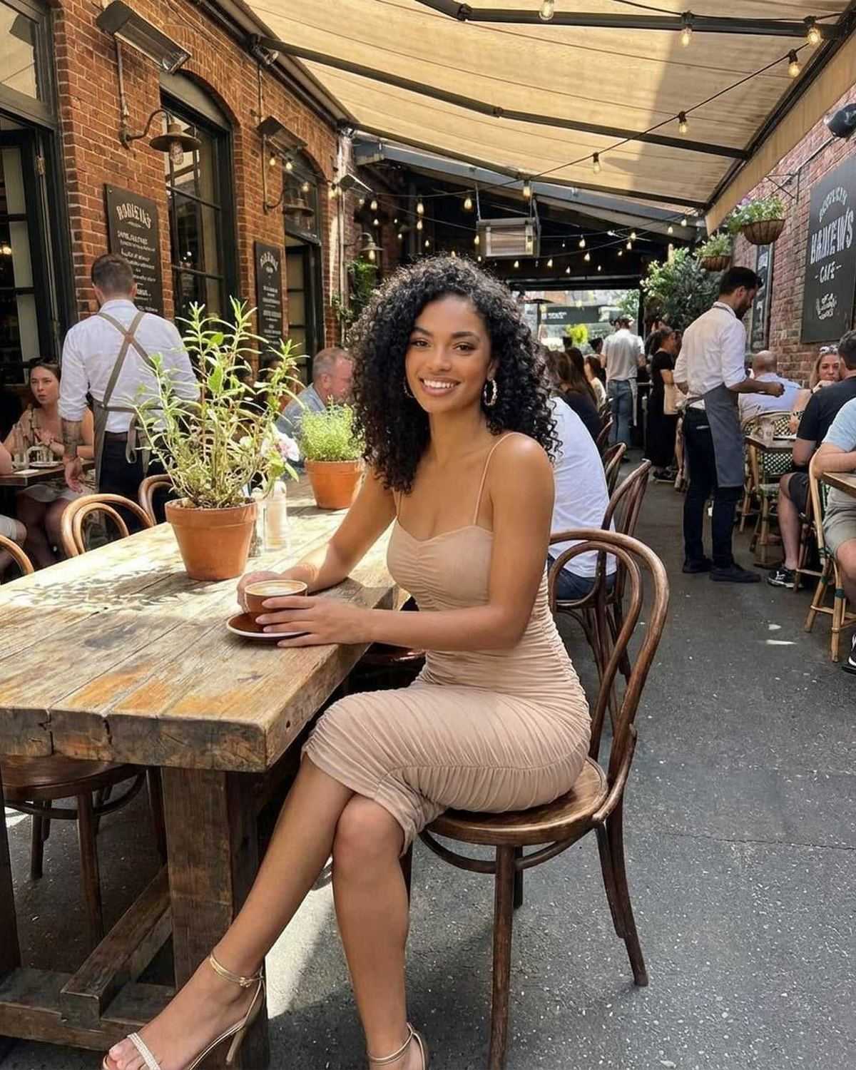 Solenne Midi Dress by Lauven, featuring a sweetheart neckline and ruched bodycon fit, perfect for stylish outings.