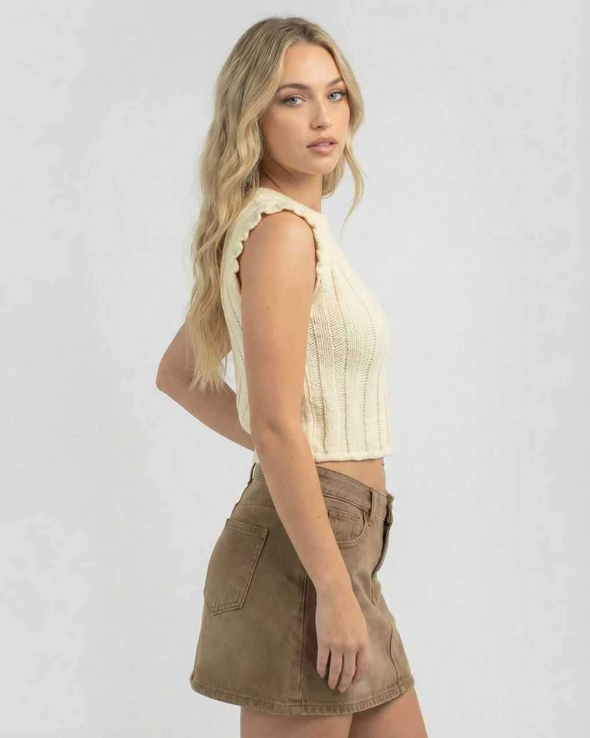 Monaco Top by Lauven, women's sleeveless knit with crew neck, perfect for casual summer outings.