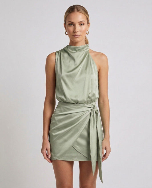 [Modello Abito Mini]