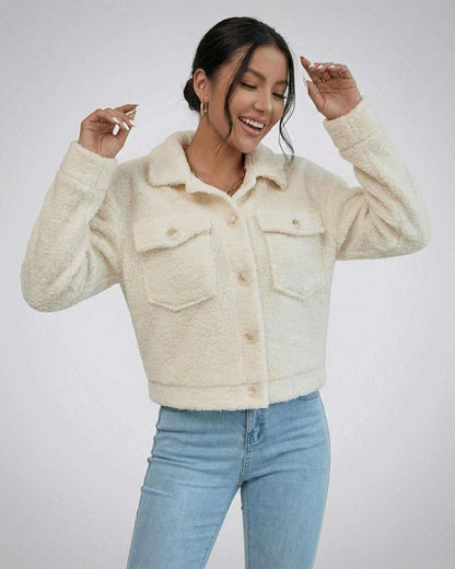 Aspen Jacket by Lauven – Women’s faux fur jacket with lapel collar, perfect for stylish cold-weather layering.