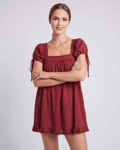 Šaty Solenne Mini