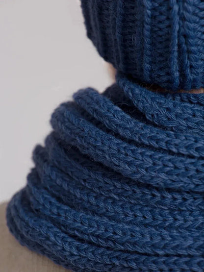 Sapphire Winter Accessories Set