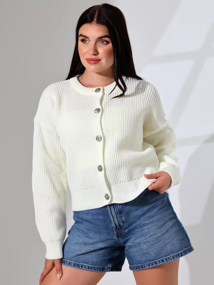 Luna Cardigan by Lauven, elegant warm knitwear for women with buttons and relaxed fit.