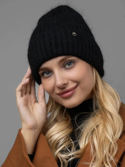 Noir Beanie
