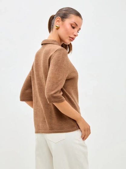 Marin Cardigan by Lauven – Lightweight brown wool blend knitwear with stylish button closure.
