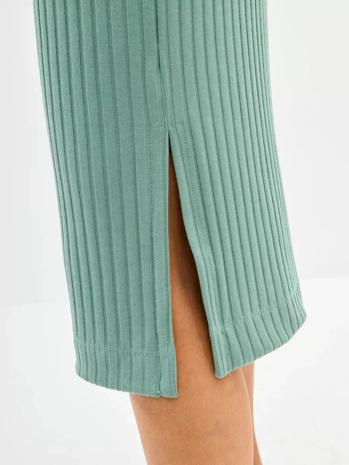 Verde Midi Dress