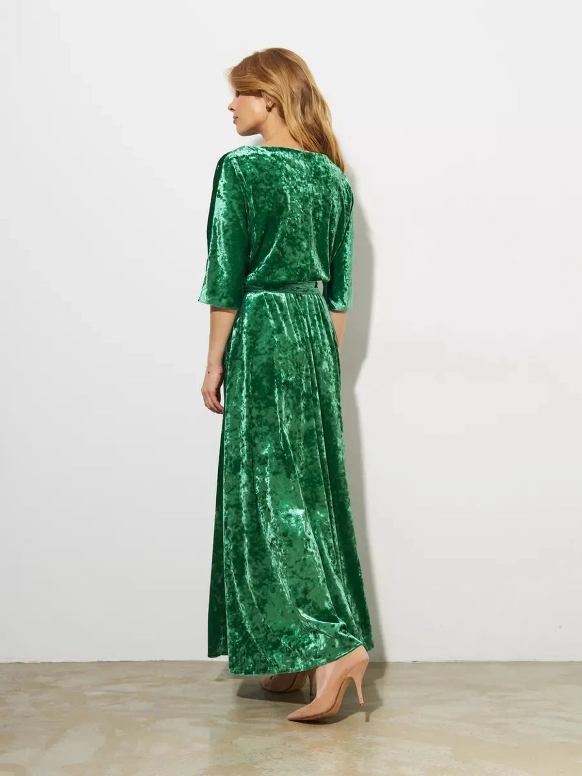 Verdea Maxi Dress by Lauven - Elegant green velvet evening gown, showcasing a flowing silhouette and luxurious texture.