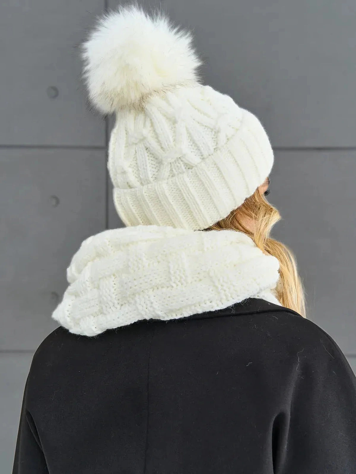 Elara Beanie & Scarf Set