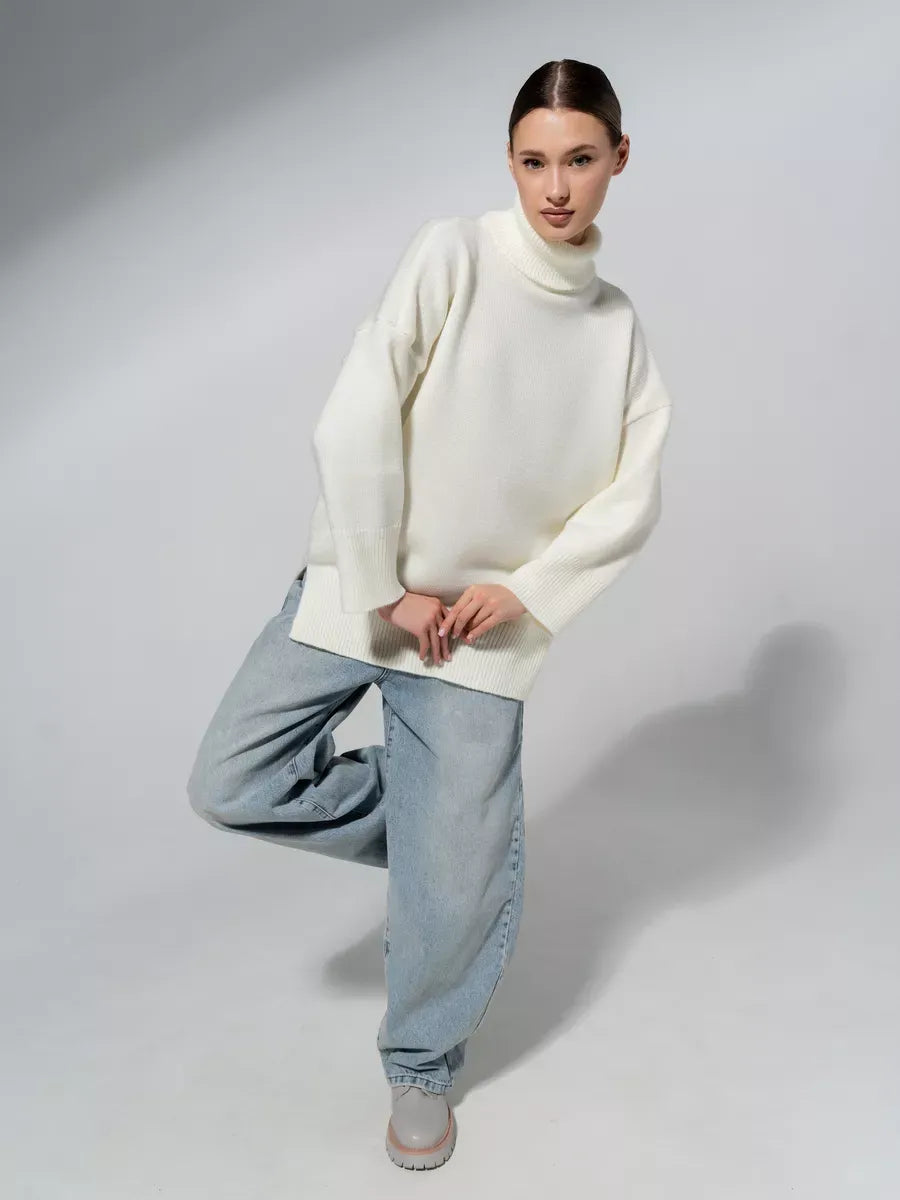 Luna Sweater by Lauven in soft milk white, oversized knitwear with relaxed fit and elongated silhouette.
