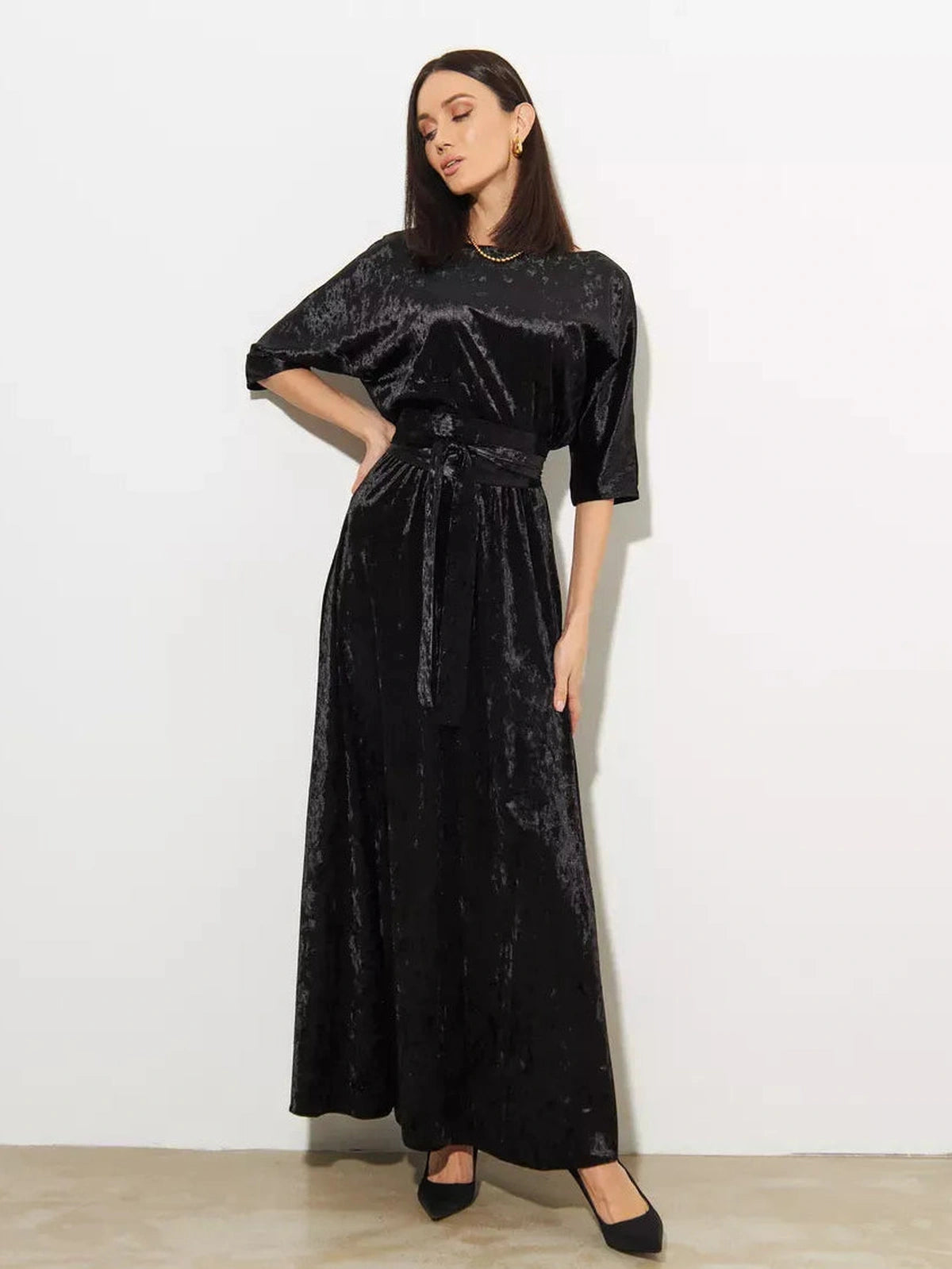Noiré Maxi Dress by Lauven featuring a black velvet A-line silhouette with a relaxed bodice and removable belt.