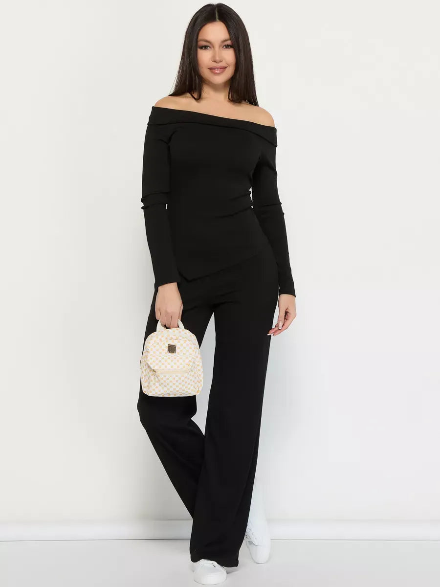 Onyx Two-Piece Set by Lauven, off-shoulder ribbed women’s suit in black, perfect blend of elegance and comfort.