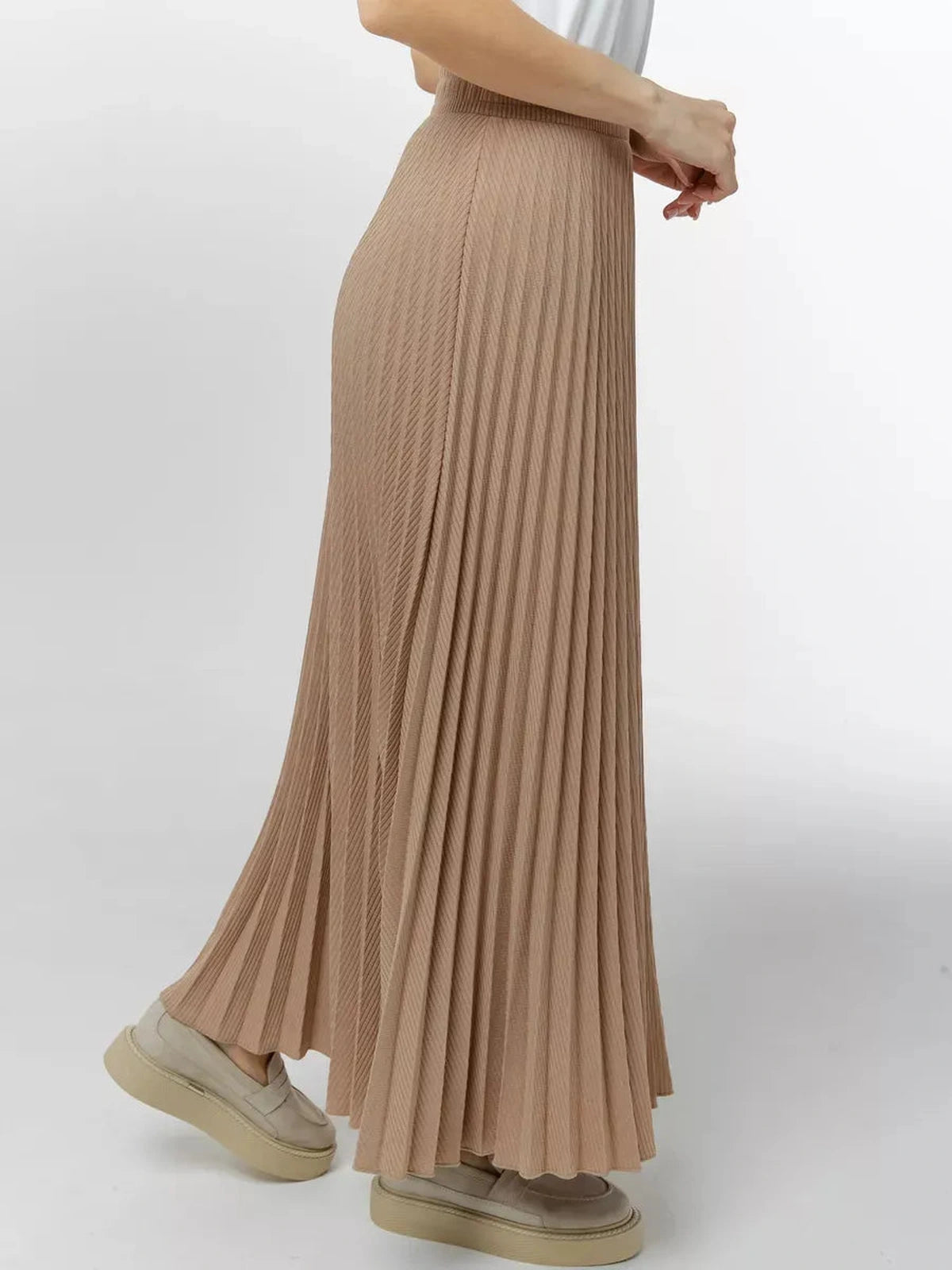 Elara Maxi Skirt