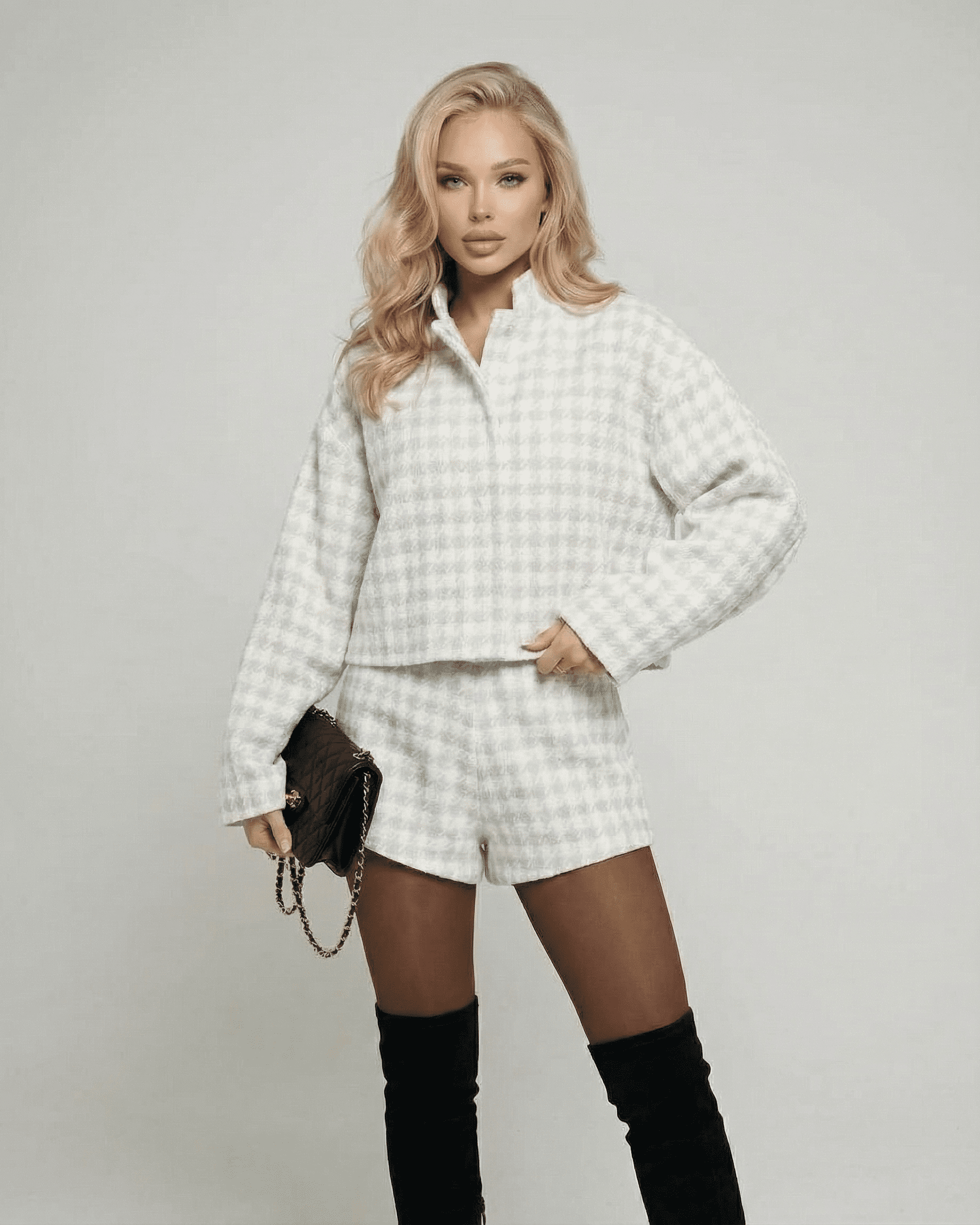 Luna Set by Lauven – Elegant two-piece set with tailored shorts and smooth textured top.