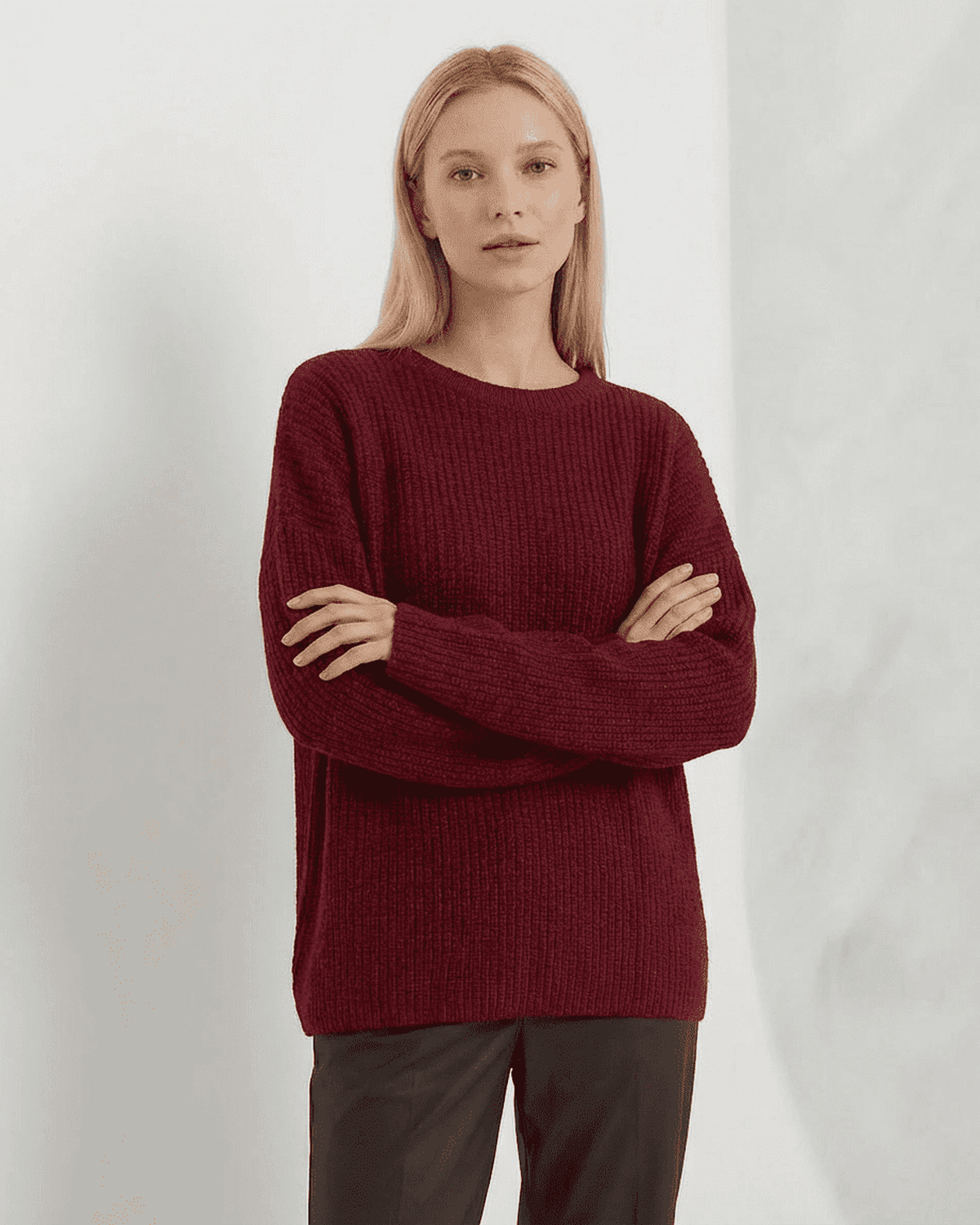 Marlo Sweater by Lauven - Loose Fit Ribbed Knitwear in Burgundy, perfect for cozy fall and winter wear.