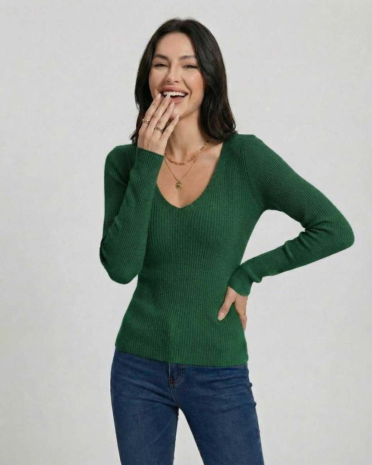 Siena Pullover by Lauven – Women’s V-Neck Pullover Sweater in green with slim fit and long sleeves.