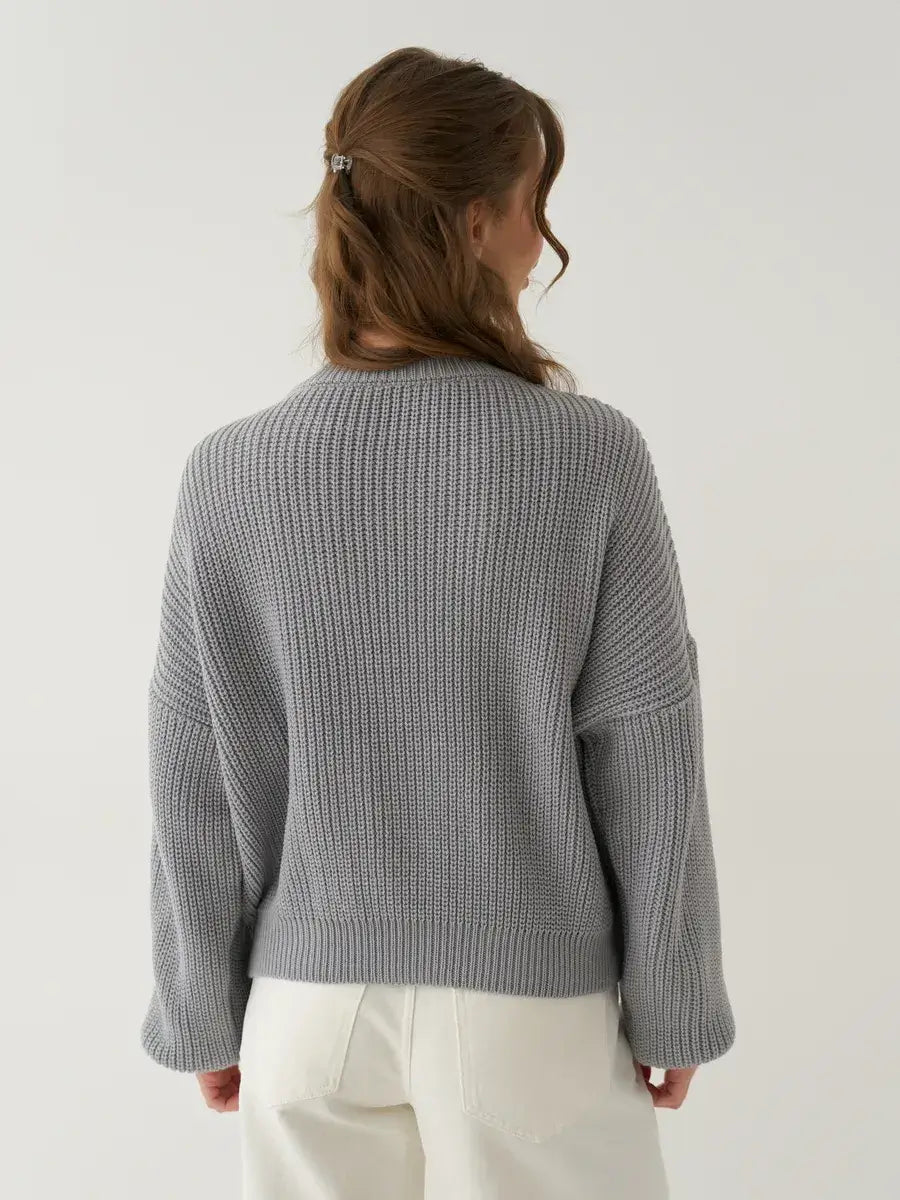 Luna Sweater by Lauven, women's oversized light grey knit sweater featuring a relaxed fit and soft rib-knit design.