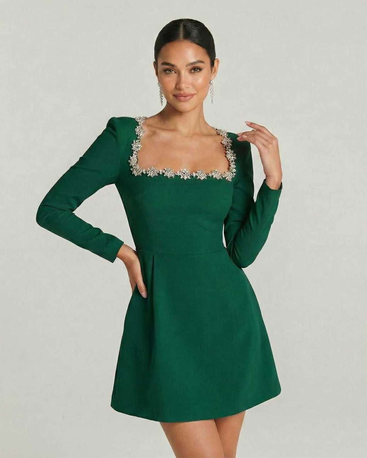 [قالب الفستان القصير]