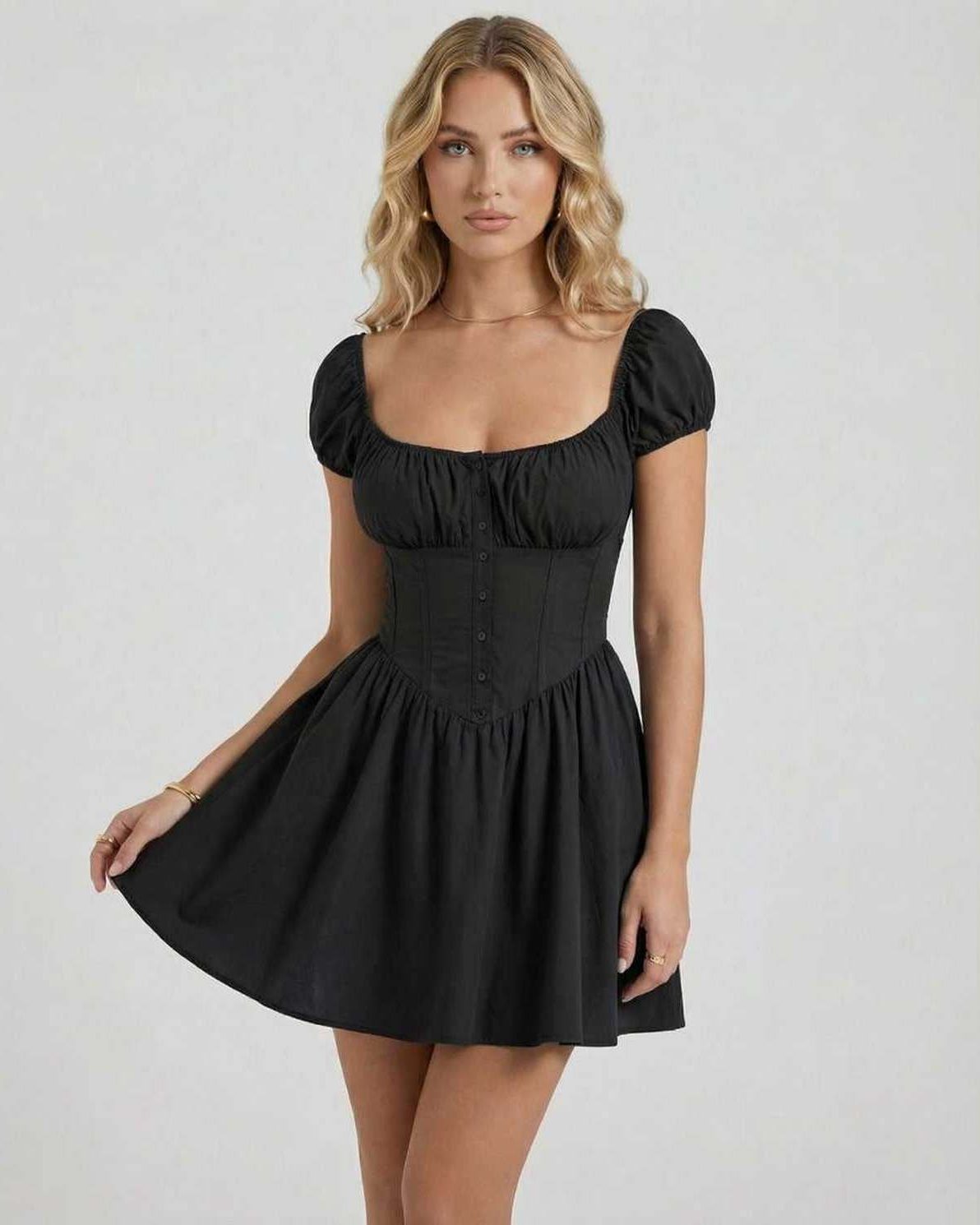 [Modèle de robe courte]