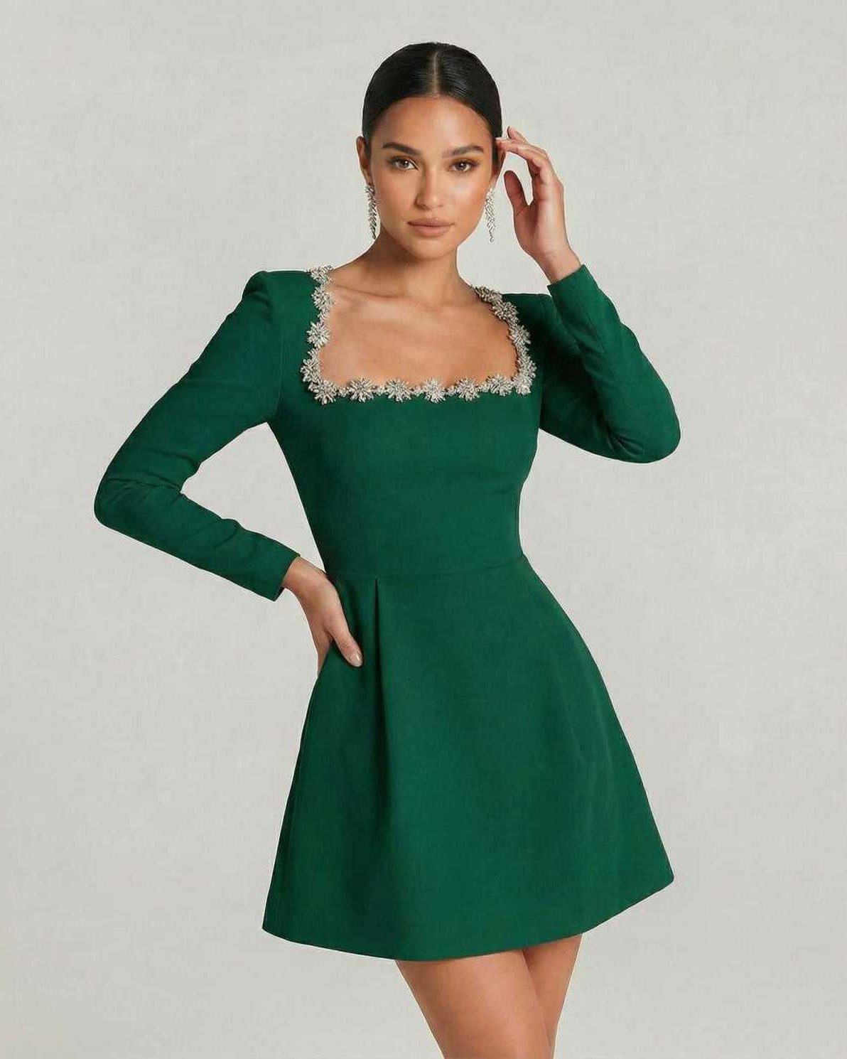 [قالب الفستان القصير]