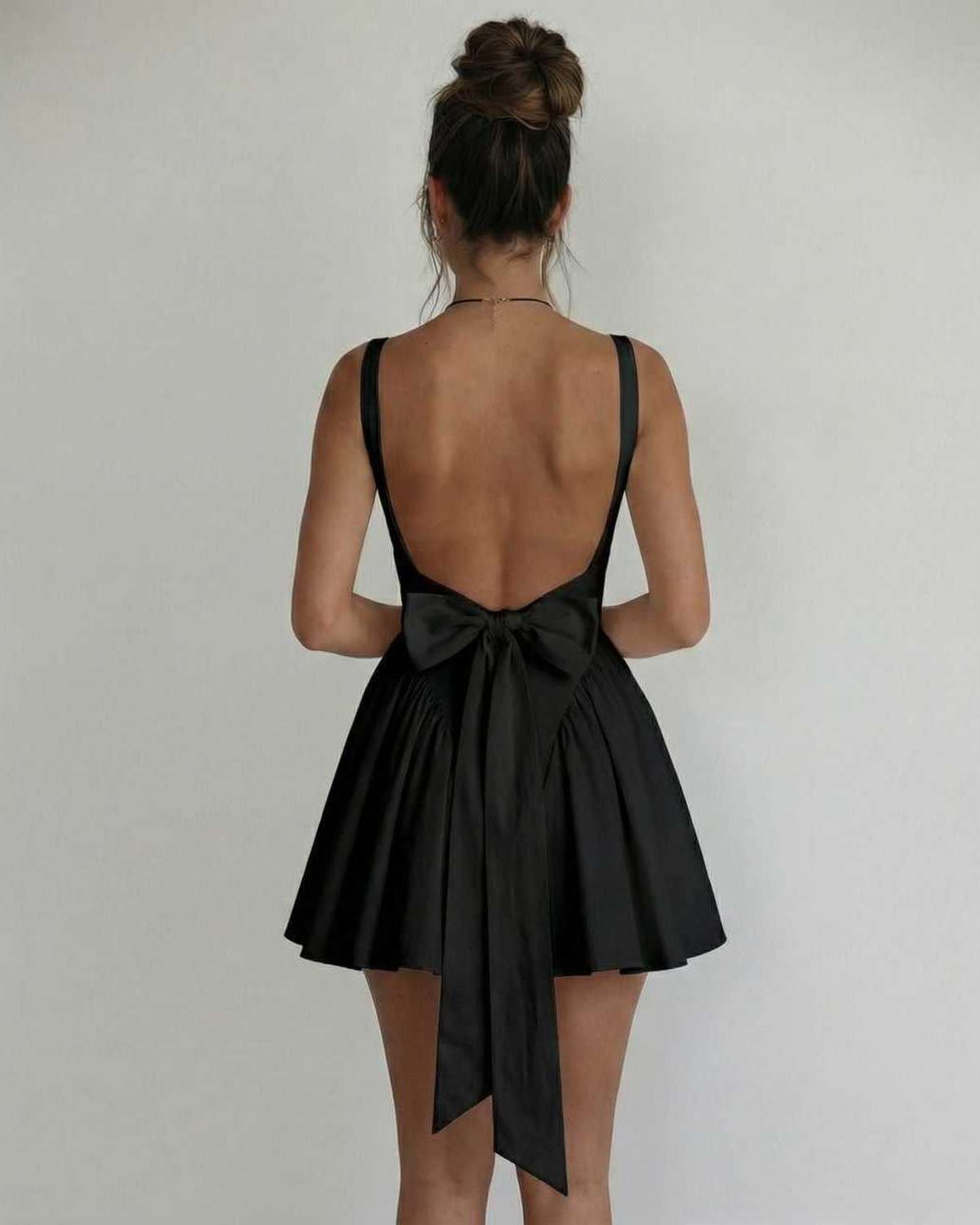 [Modello di Mini Abito]