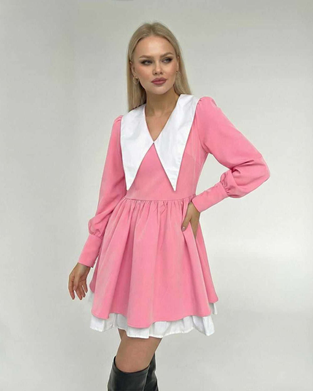 [Modello di Mini Abito]