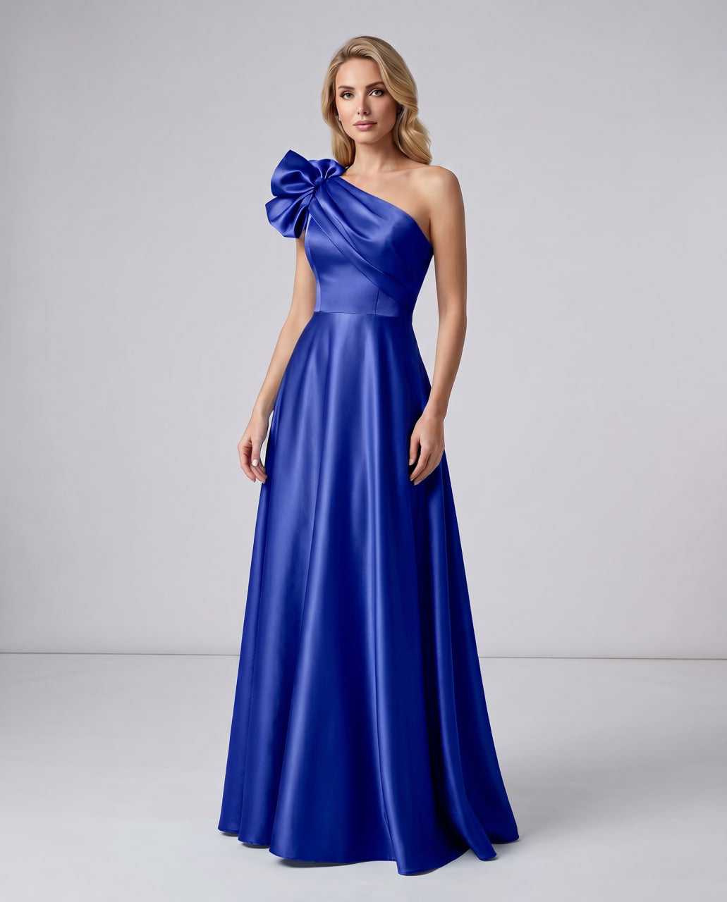 Aurevina Maxi Dress