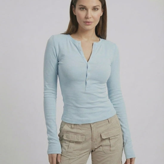 Luna Long Sleeve – Women’s blue long sleeve top by Lauven with slim fit ribbed viscose design.