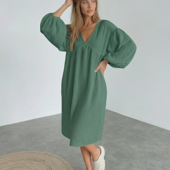 Verona Midi Dress – Green cotton midi dress with puff sleeves, modern elegance by Lauven.