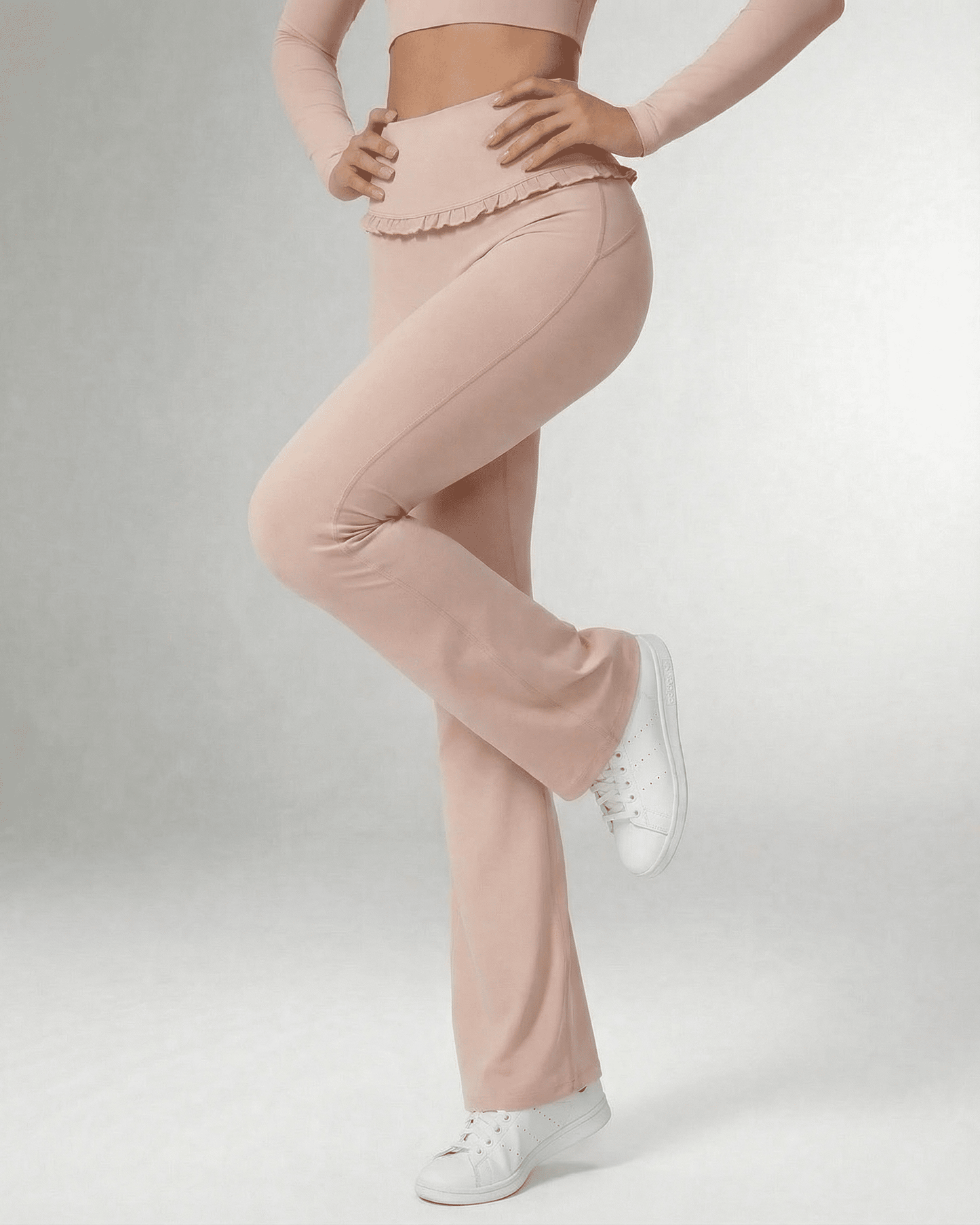 Serena Leggings by Lauven, elegant flare pants with pockets for stylish comfort and versatility.
